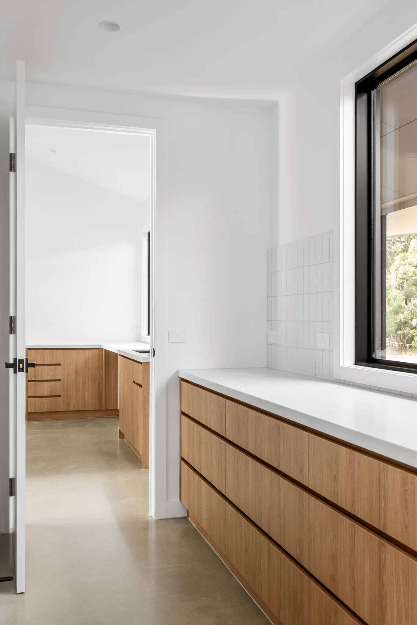 Custom home at Dohoneys Road, Bullengarook — a bespoke new home by Summerfield Homes, Macedon Ranges custom builder (view 10)
