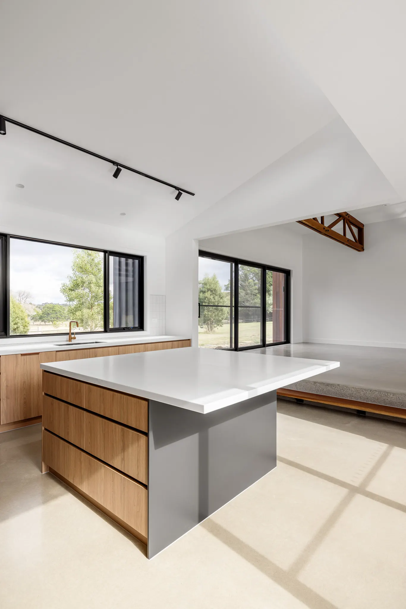 Custom home at Dohoneys Road, Bullengarook — a bespoke new home by Summerfield Homes, Macedon Ranges custom builder (view 17)