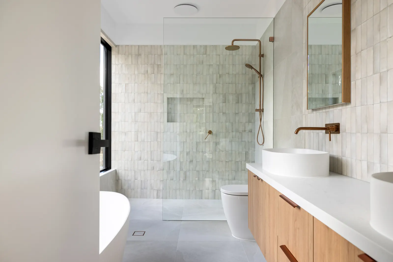 Custom home at Dohoneys Road, Bullengarook — a bespoke new home by Summerfield Homes, Macedon Ranges custom builder (view 24)