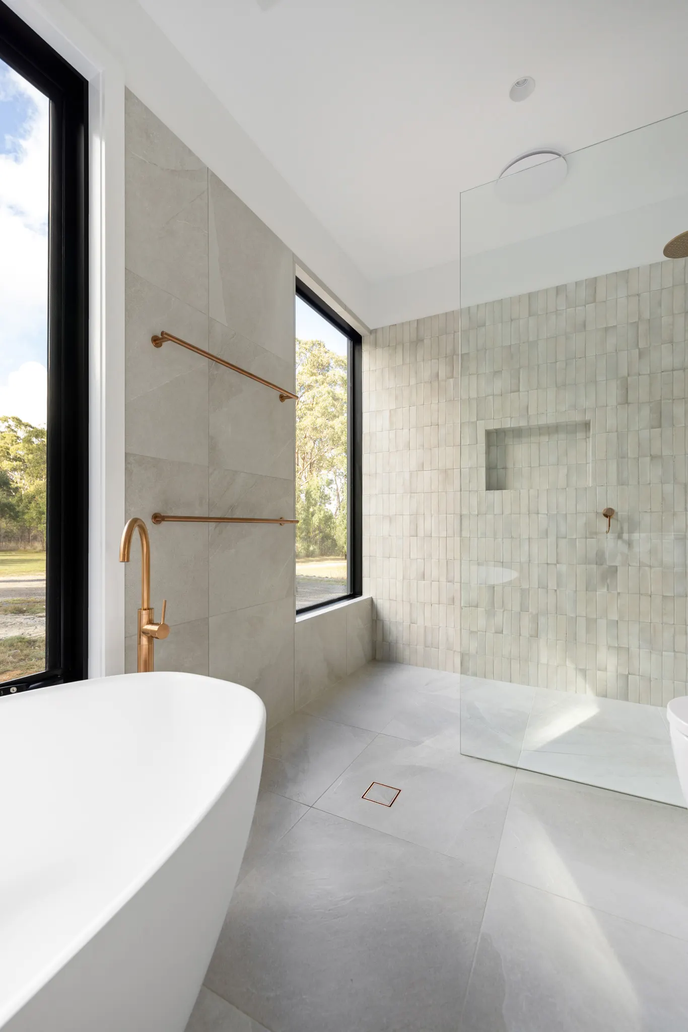 Custom home at Dohoneys Road, Bullengarook — a bespoke new home by Summerfield Homes, Macedon Ranges custom builder (view 25)