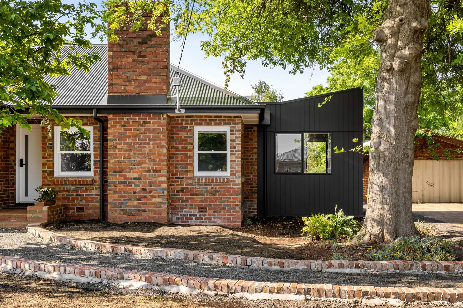 Summerfield Manor custom home by Summerfield Homes, Macedon Ranges